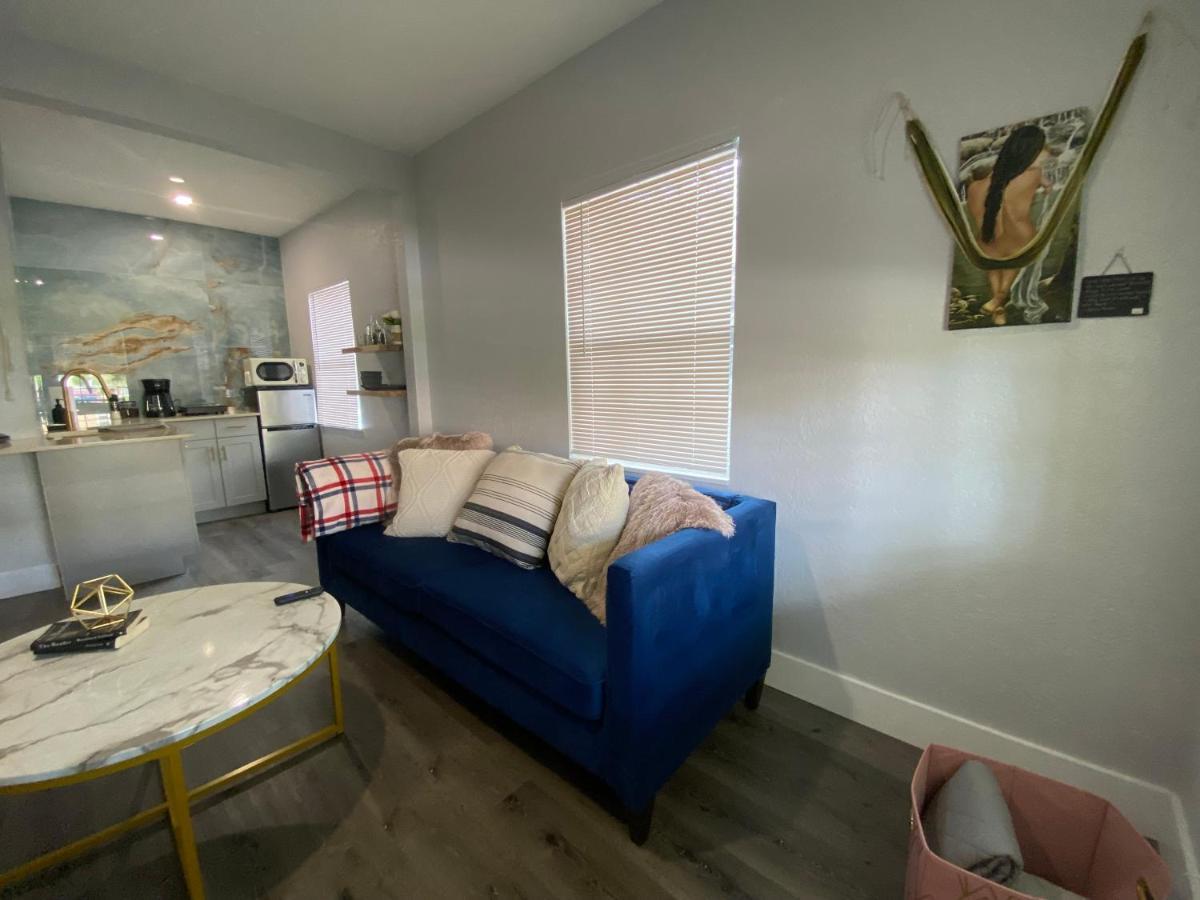 Bella Breeze Apartment แซนฟอร์ด ภายนอก รูปภาพ